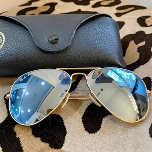 SOLD Classic Ray Ban Aviators with Case